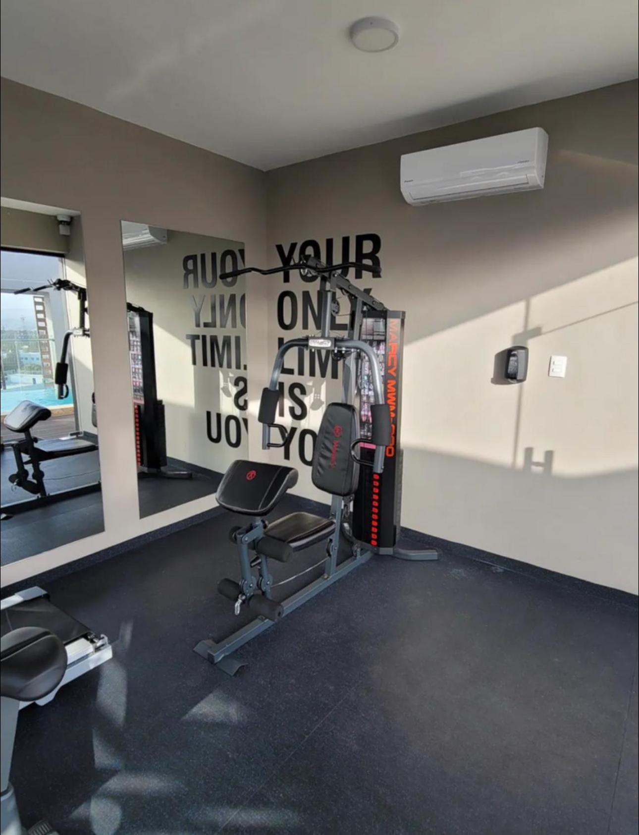 Modern Luxury Condo With Rooftop Pool & Gym Santiago De Los Caballeros Bagian luar foto